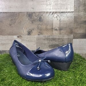 New BLACK RIVET Vanessa Wedge Flats In Blue Size 10W